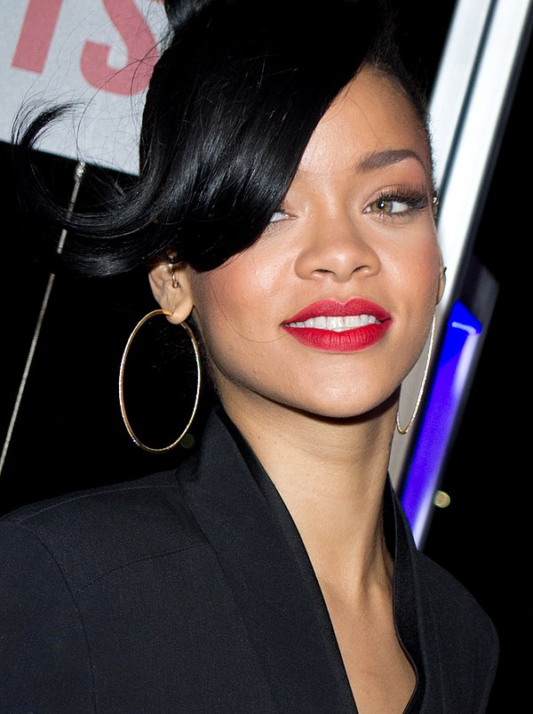 Quel signe est Rihanna?